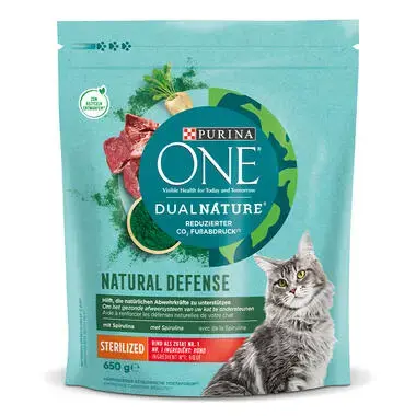 Purina ONE DUAL NATURE mit Spirulina für kastrierte Katzen reich an Rind Vorderansicht